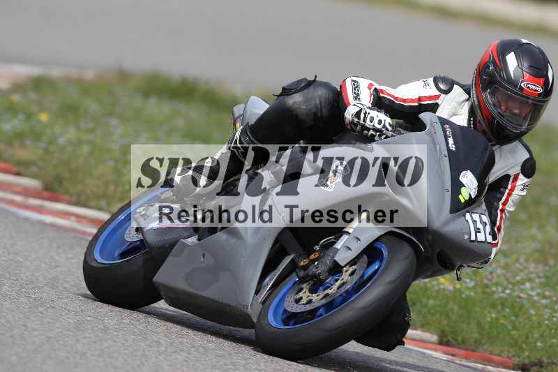 /Archiv-2023/06 10.04.2023 Moto Club Anneau du Rhin/Blanc-Novice/132